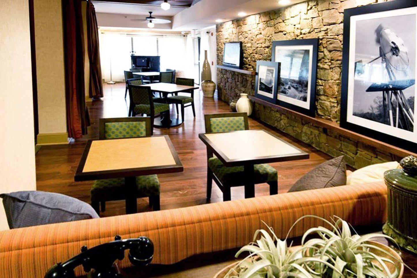 Hampton Inn Austin Nw Near The Domain Extérieur photo