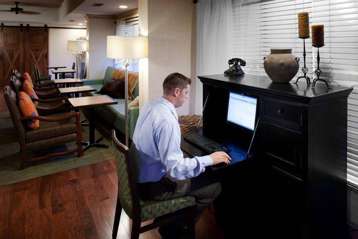 Hampton Inn Austin Nw Near The Domain Extérieur photo